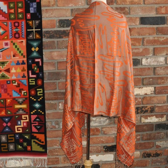 100% Cashmere Orange & Taupe Wavy Design Wrap Shawl New Without Tag - Picture 2 of 8